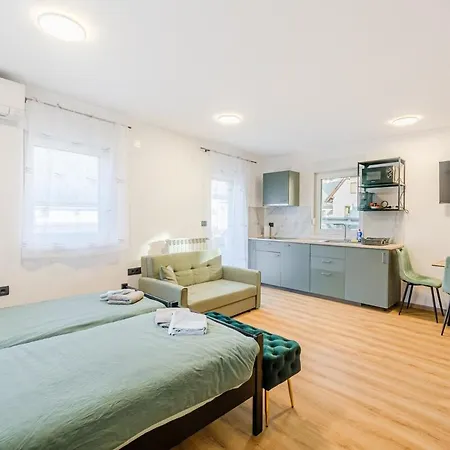 Hosnar, Apartma Gusto Apartamento