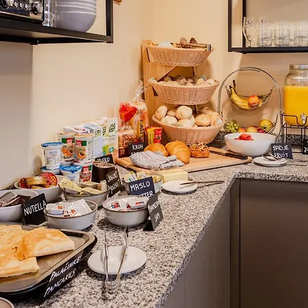 Hosnar, Apartma Gusto Apartament *