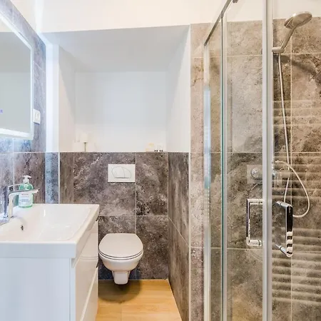 Hosnar, Apartma Gusto Bovec