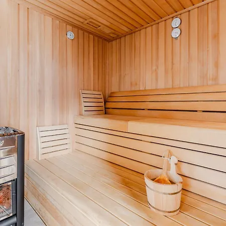 Hosnar, Apartma Gusto *