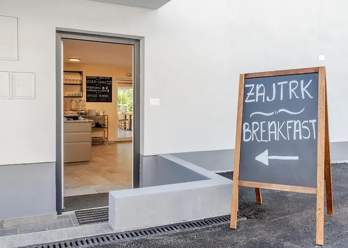 דירה Hosnar, Apartma Gusto בובק