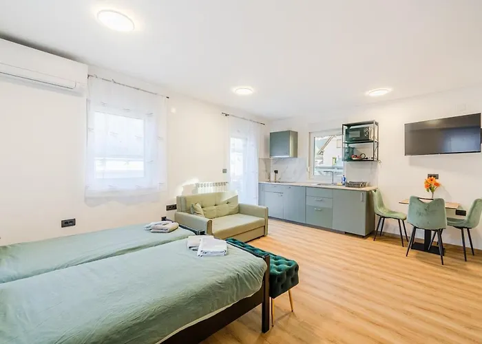 Hosnar, Apartma Gusto דירה