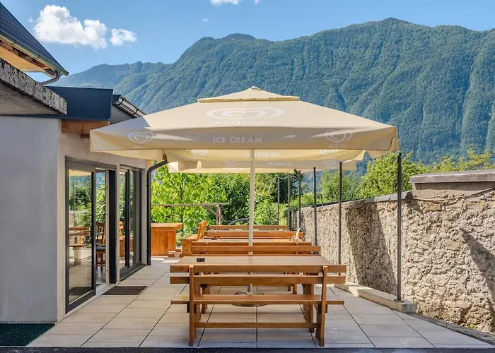 Hosnar, Apartma Gusto