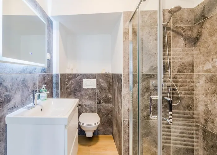 Hosnar, Apartma Gusto בובק