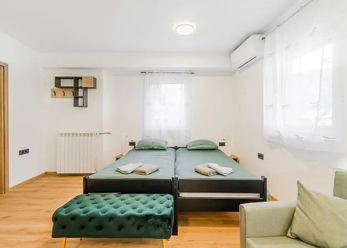 דירה Hosnar, Apartma Gusto *